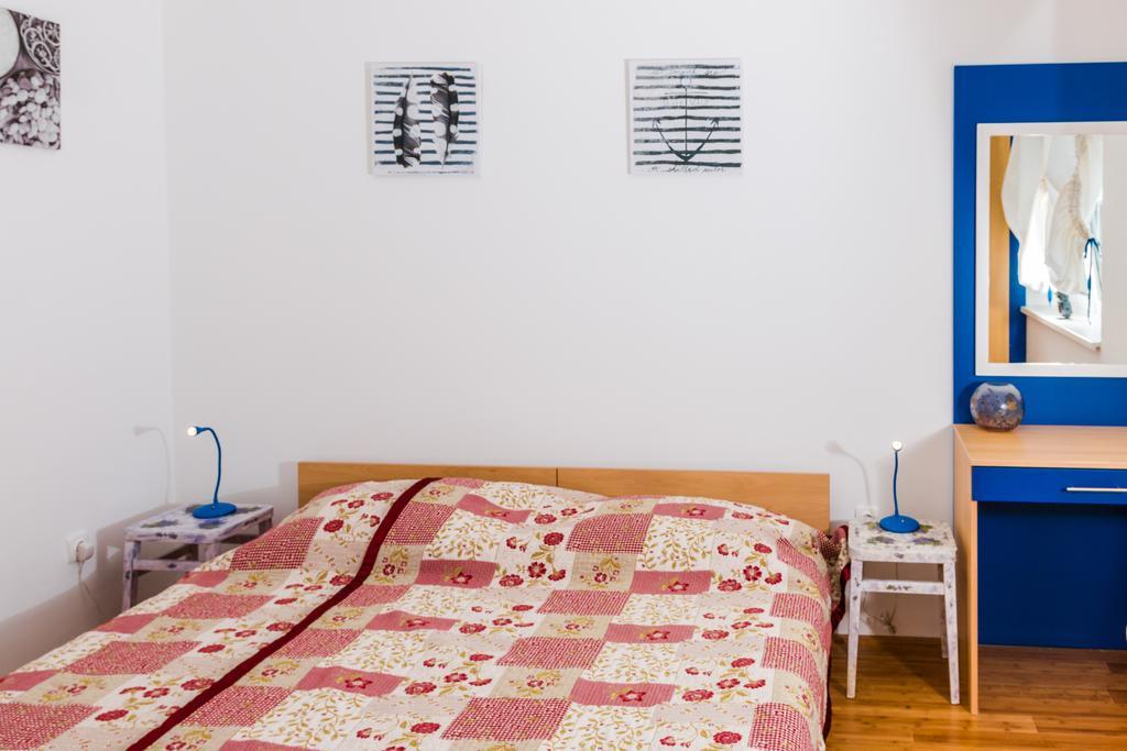 Apartments Seka Novi Vinodolski Eksteriør bilde